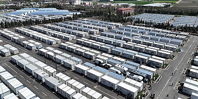 Kahramanmaraş'ta 2 bin 880 konteynerde 11 bin depremzede kalıyor