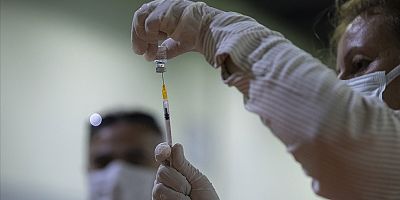 Kovid-19'la mücadele kapsamında son 24 saatte 387 bin 105 aşı uygulandı