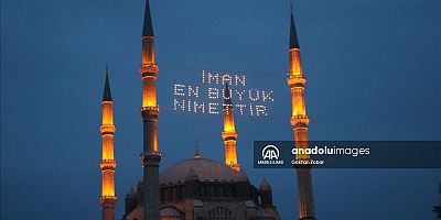 Selimiye Camisi minarelerine 