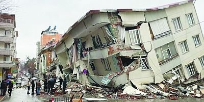 Deprem sonrası eve kapanmayın
