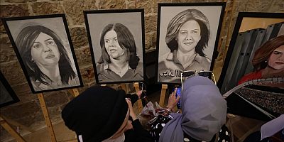 Filistinli genç ressamların eserleri Kudüs Türk Kültür Merkezi'nde sergilendi