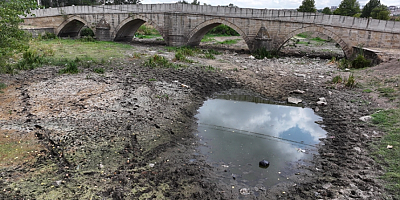 Tunca Nehri'nde su akışı durdu
