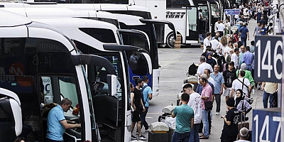Türkiye'de geçen yıl yaklaşık 2,7 milyon kişi iller arasında göç etti